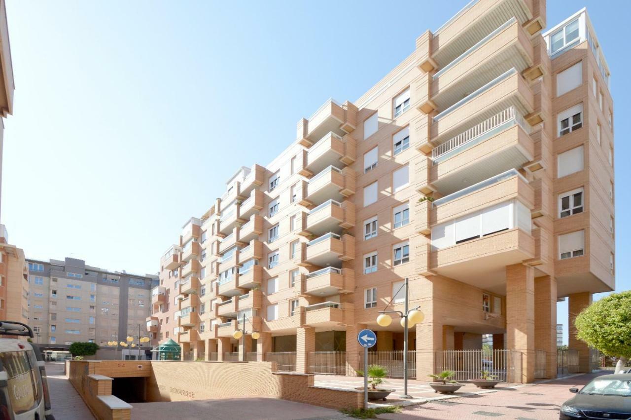 Moderno Apartamento Frente A La Playa Y El Centro Almeria Exterior foto